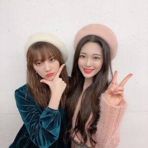 Kim Ha-ram Instagram - 200212 리슨스테이지

수아언니와 함께한 첫 리슨스테이지!!
이번 리슨 준비하면서도, 공연하면서도 많이 웃고 재밌었고 너무너무너무 행복했습니다❤❤
미스틱스토리 유튜브 채널에서 리슨스테이지 많이 시청해주세요🥰🥰
Photo by 울막둥이시윤🐥💛