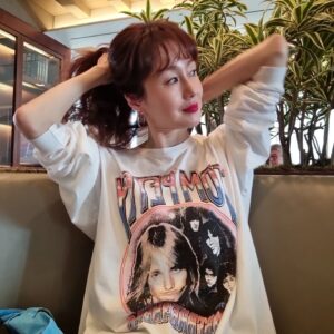 Actress Kim Ji-soo HD Instagram Photos and Wallpapers April 2024
