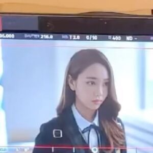 Kim Ji-young Instagram - 그동안 드라마 멜랑꼴리아를 시청해주시고 사랑해주신 여러분들께 감사의 말씀 전합니다, 지나라는 캐릭터를 만나 살아갈 수 있었던 건 크나큰 행운이었어요, 고생하신 모든 스텝분들과, 배우분들 지나를 함께 만들어가주셔서 감사했습니다, 한 해 마무리 잘하시고 2022년도 서로 많이 아끼고 사랑합시다! 감사합니다💗