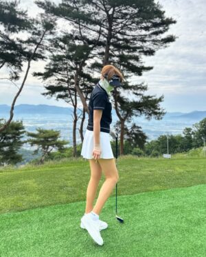 Kim Seon-a Thumbnail - 1.9K Likes - Top Liked Instagram Posts and Photos