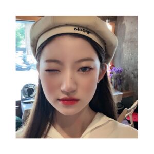 Actress Kim Si-yoon HD Instagram Photos and Wallpapers July 2020