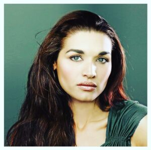 Kim Suzanne Engelbrecht Instagram - 🍃 photograph by @chantiivok 💚 styled by @p.quin 💚 #Ivokstudios