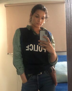 Kim Suzanne Engelbrecht Instagram - Coming in hot 💋. See you in 30 mins 🚨 #ReykaSA @mnettv @dstvza channel 101 #Ep2 @quizzical_pictures @fremantle  Thank You for watching 😘