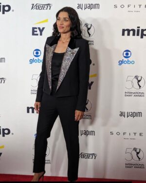 Kim Suzanne Engelbrecht Instagram - The Red Carpet at the 50th Annual International Emmy Awards in New York  #ReykaSA #iemmys 🤍
Thank You for all the love and support Last night was incredible. 🤍 #ThankYou #SaintLaurent