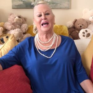 Kim Woodburn Instagram - Zoom call on Gaydio Drive Time today!