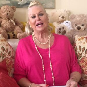 Kim Woodburn Instagram - IMPORTANT DATES !!!