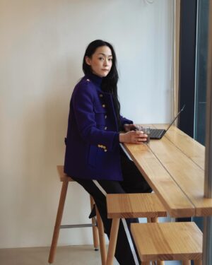 Kim Yoon-ah Instagram - ☕️🎼💻⏳⏳⏳

photographer @leeseungjae__