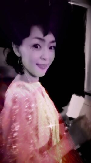 Kim Yoon-ah Instagram - 🌟공지🌟

🧚🧚🧚미드나잇익스프레스🧚🧚🧚 
 🧚‍♀️🧚‍♀️2023~2024🧚‍♀️🧚‍♀️
 
 🌟서울 공연 드레스코드 공지🌟

 🧚✨✨✨✨✨✨✨✨🧚
 ✨✨그게 무엇이든  반짝일 것✨✨
 🧚✨✨✨✨✨✨✨✨🧚
🌟
🌟
🌟
🌟
🌟
#자우림콘서트
#미드나잇익스프레스_스푸키크리스마스
#MIDNIGHTEXPRESS_2023_2024
#SPOOKYXMAS
#JaurimConcert
#紫雨林コンサート
#광주 #부산 #서울