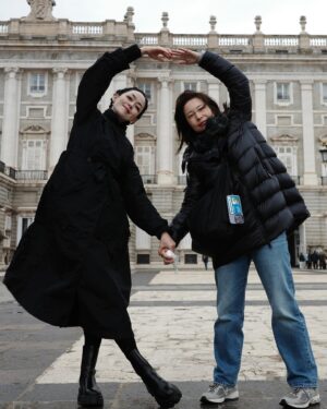 Kim Yoon-ah Instagram - 베프!!!🥰🥰
#BARCELONA
#MADRID