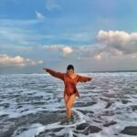 Kim Hee-jung Instagram - All good things are wild and free🌊