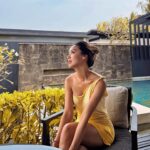 Kim Hee-jung Instagram - Sunshine on my mind🌞💛✨