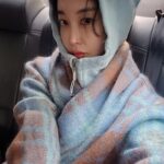 Kim Hye-eun Instagram - 머리도 .. 세수도 .. 하지만 나가봅니다.