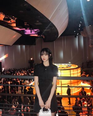 Kim Hye-jun Instagram - starry night of @bulgari ✨

#bulgari #불가리스튜디오 #Bzero1