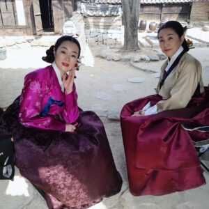 Kim Mi-kyeong Instagram - '밤에 피는꽃' 
😃♥️♥️♥️
