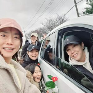 Kim Mi-kyeong Instagram - 그리웠던 삼달리 우리집.
그리고 늘 오가던 길들.
그대로다. 참 좋다 ^^