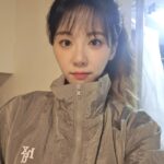 Kim Min-ah Instagram – 근황보고🙇🏻‍♀️ 문안인사드립니다.