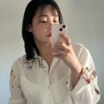 Kim Min-ha Instagram - Mirror selfies