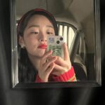 Kim Min-ha Instagram - 🌷🌻❣️