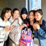 Kim Min-jung Instagram - . 우리의 10th ANNIVERSARY !!! 🩷🩷🩷 나의 어여쁘고 아름답고 순수하고 귀한 인연. 늘 고맙습니다. 사랑합니다. 우주마안큼. - @hs_kim_95 @songyoona2015 @i_taeran @yoo_sun0129 @hangoeun310 & @by_pdc