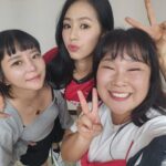 Kim Min-kyoung Instagram - 오랜만에 찾은 축구장~~ 난 k리그가 재밌고 좋다~~ 더운데 뛰는 선수들을 보면서 또한번 감동하고 존경한다~ 전국구장을 다 돌아다니고싶다~~ 선수님들 다들 고생하셨어요~~ 그리고 우리 기량이도 멋쪄!!! 👍 👍 초대해주셔서 감사합니다^^ #그라놀로지 #fc서울 #대구fc