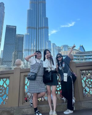 Kim Min-kyoung Instagram - In Dubai ~~
카타르 왔다가 두바이 2박3일~
너무행복하고 즐거웠다~
또 와야하는 이유가 있는곳!!
음식도 맛있고 모든게 감탄! 
분수쇼~~ 잊지못해ㅜㅜ
최고의 대접을 받고 가는 느낌!!!
다들 감사합니다ㅜㅜ