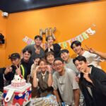 Kim Min-kyoung Instagram - 올해 생일도 너무 큰 사랑 받았어요~ 이거 다 보답하고 살께요~~ 난 너무 행복한 사람이란걸 또 한번 느끼게 해준 내생일~ 선물도 너무 많이 받고 축하도 많이 받고~~ 아~~ 배부르다^^ 최고로 행복하단 얘깁니다~~♡♡ 내년을 또 기다리며~~ ㅎㅎ