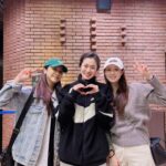 Kim Ok-vin Instagram - 우리 자연이. 한시간 사십분동안 들이붓는 에너지에 반해버렸어. 넌 정말 최고야 #의붓자식,#옥자연,#연극