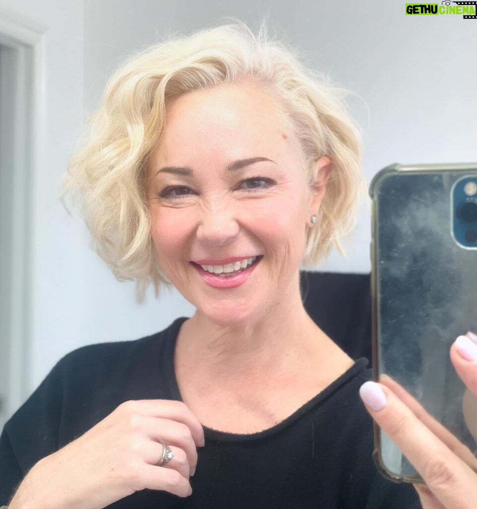 Kim Rhodes Instagram - I did A Thing. Rather, @hairbyalexandraprobst did A Thing after I begged her to do it. #blonde #happy