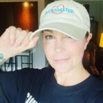 Kim Rhodes Instagram - Sharing my team affiliation. 💖