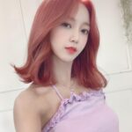 Kim So-hee Instagram - 머리색 너무 예쁘zi ❤️ #월요일 #다들 #화이팅