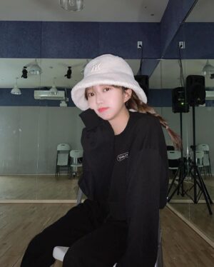Kim So-hee Instagram - 다들 주말 잘 보냉 :)