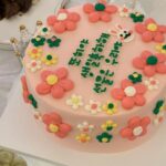 Kim So-hee Instagram - 내 칭구들, 울 팬들 생일 축하해줘서 너무 고마워 나는 정말 과분한 사랑을 받았어 💓 다들 너무 고맙구 새해 복 많이 받쟈 💓🎀 #happysoheeday🎉 #0120