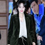 Kim Sung-ryung Instagram - #도그데이즈 2월7일 개봉 아… 너무 사랑스럽고 따뜻하고 재밋고…노래까지…좋고 웃다…울다… #예쁜영화 . FN엔터 후배님들 #박세준배우 #원유진배우