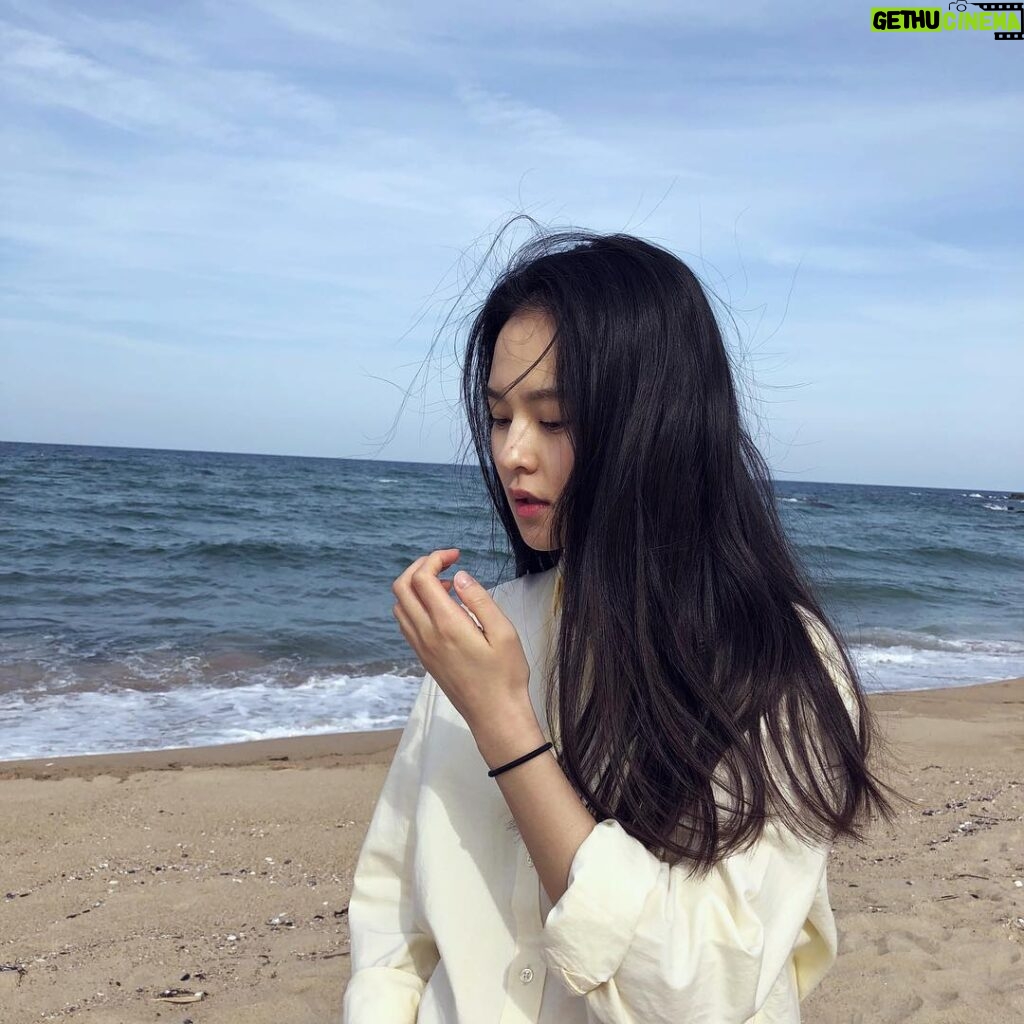 Kim Yoon-hye Instagram - ☀️