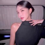 Kim Yun-jee Instagram – What an amazing night at the @korealegacy Gala!🙏🏻✨ 앞으로도 꾸준한 관심 부탁드리고~ 매주 진행되는 봉사도 많이 참여 부탁드립니다🫶🏻 레거시키친에서 만나요😘