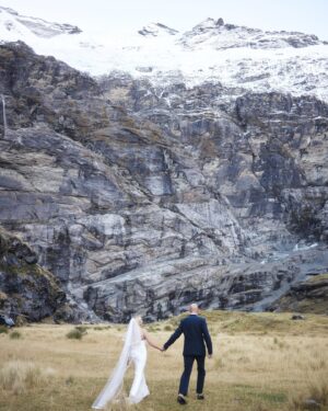 Kimberley Crossman Instagram - 📍 One month married today 💍

Utterly obsessed with you @the__tomwalsh 

Tom and I celebrate every months anniversary with a card. Words are incredibly important to me, esp because we often are in different countries. I love that I found someone who is always dedicated to put in effort to our love ❤️ 

Today we get to be together in LA, ride our bikes and eat tacos to celebrate our one month as husband and wife 🥰 

 
📸 @jonnyscottphoto