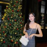 Kimberly Chia Instagram - The most wonderful time of the year is here~~ 🎄✨ Swipe for photobomber 😂