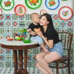 Kimberly Chia Instagram - *GIVEAWAY* Photoshoots at different stages of Kyzen’s life is really my favorite thing to do 😍 LOVE this themed family photoshoot with @tinytoddsg ✨ I really think the best gift we can give are memories which is why @tinytoddsg and I would love to gift a complimentary Family Theme photoshoot to 1 of you!☺️ All you have to do is: 1. Be following me and @tinytoddsg 2. Like this photo 3. Comment “I would love a family photoshoot” Giveaway will end on 24th Jan, 2359 and we will contact the lucky winner 🥰