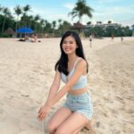 Kimberly Chia Instagram – Embracing the heat ☀️ why you gotta be soooo hot, Singapore 🥵