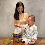 Kimberly Chia Instagram - As parents, we always want to give our kids the best, especially when it comes to nurturing their physical and emotional well-being. That’s why when it came to choosing Kyzen’s formula milk, I had a whole checklist of must-haves to support his growth. He is starting to learn the value of empathy and compassion, and when I see him blossom into an independent and kind-hearted little boy, I’m really thankful to have chosen Enfagrow Pro A . It contains MFGM and DHA Plus to support his long-term holistic brain development with a 5-year advantage.* Now, bedtime isn’t complete without his favorite cup of Enfagrow Pro A ! 😌 Thank you @enfagrowsingapore for always being a part of Kyzen’s growing years. #EnfagrowSingapore