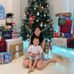 Kimberly Chia Instagram - Second Christmas with our little one 🎄 getting big enough to play around, sing Christmas songs and open presents 😂 So much love this Christmas ❤️