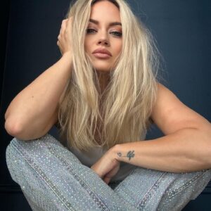 Kimberly Wyatt Thumbnail - 2.5K Likes - Most Liked Instagram Photos