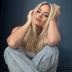 Kimberly Wyatt Thumbnail - 2.3K Likes - Most Liked Instagram Photos