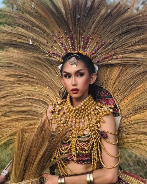 Kimmy Couture Instagram - 👑Your Visayan Filipina Princess 👑 
.
Now that Asian Heritage Month is done… I’m so grateful and happy to spend the whole month in Asia connecting my roots and my culture. Wearing this look made me connect my Probensyana roots even more. 🇵🇭
.
👗 Full look by: @chloeamoren 
📸 Photo by: @joshiyah_tuan