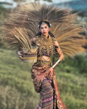 Kimmy Couture Instagram - 👑Your Visayan Filipina Princess 👑 
.
Now that Asian Heritage Month is done… I’m so grateful and happy to spend the whole month in Asia connecting my roots and my culture. Wearing this look made me connect my Probensyana roots even more. 🇵🇭
.
👗 Full look by: @chloeamoren 
📸 Photo by: @joshiyah_tuan