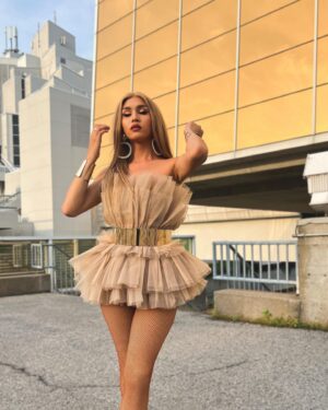 Kimmy Couture Instagram - Hi! I missed you 🤍
Its been a year wearing this outfit for Meet and Greet. I think its about time to post it 🤍☺️