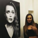 Kimya Gökçe Aytaç Instagram - Seslerin sustuğu mimiklerin konuştuğu sergi... @erenyigit in #gestus sergisi 30 Kasım - 18 Aralık Galata- Galeri Bu' da :)) yolun hep başarı olsun @erenyigit 🍀🌟