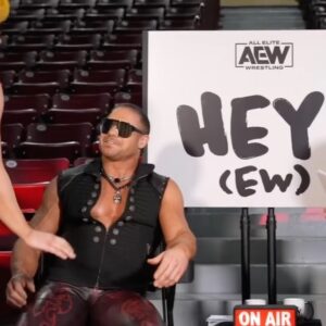 Kira Magnin-Forster Instagram - Johnny TV | Hey!(EW)