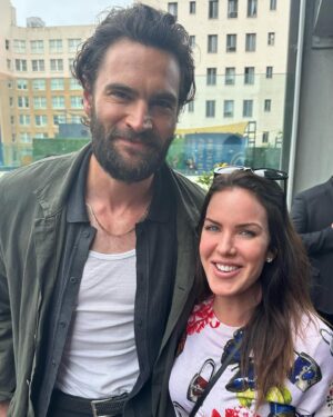 Kira Reed Lorsch Instagram - Fun #fyc with world’s hottest serial killer #tombateman @peacock 🦚 #basedonatruestory #peacock #emmy worthy