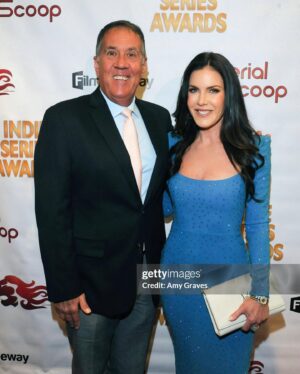 Kira Reed Lorsch Instagram - What a night!  @oddmanoutw_s at the @indieseriesawards 💙🎉 Congratulations to all the nominees & winners #oddmanout streaming this summer #kirareedlorsch #isa14 📸 @amygravesphoto